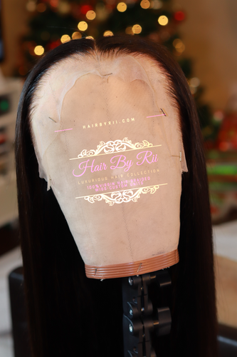STRAIGHT 20” LACE FRONT WIG